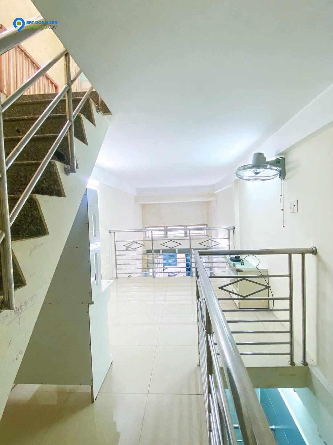 BÁN NHÀ 3 TẦNG, 28M², NGUYỄN THIỆN THUẬT, Q.3, GIÁ 5.2 TỶ - SỔ HỒNG CHÍNH CHỦ