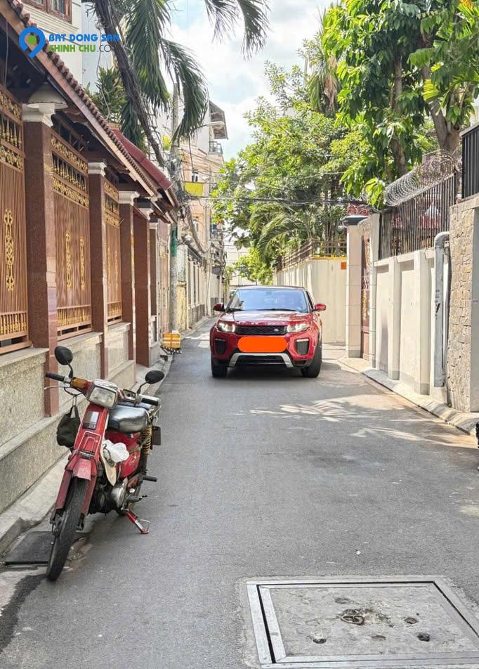 GẤP . Vị trí VIP 4 tầng ngay cạnh sân bay, hiếm nhà bán, hẻm ô tô 7 chỗ thoải mái chỉ 13,5 tỷ.