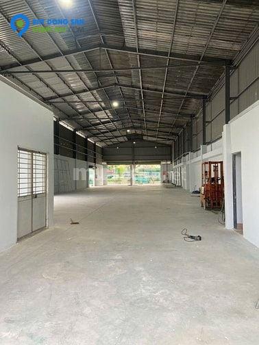 Chính chủ cần cho thuê mặt bằng 1200 mét vuông, hai mặt tiền đường PHẠM VĂN ĐỒNG và KHA VẠN CÂN