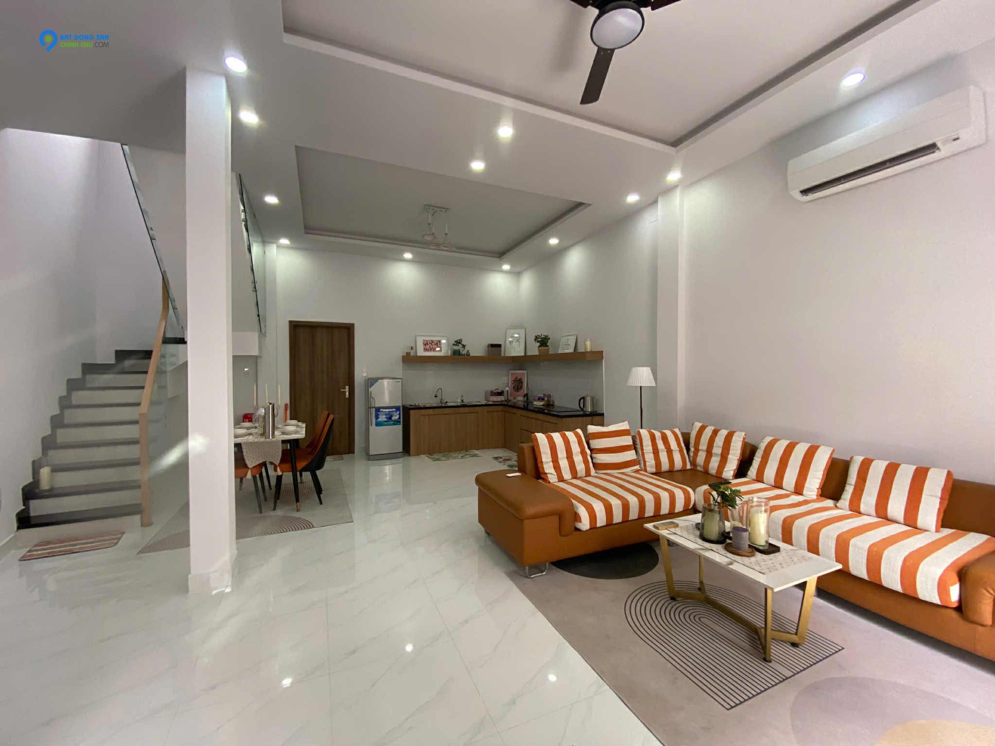 Bán nhà MT đường Tỉnh Lộ 10, DT 63m2, xây mới 1 trệt, 1 lầu.