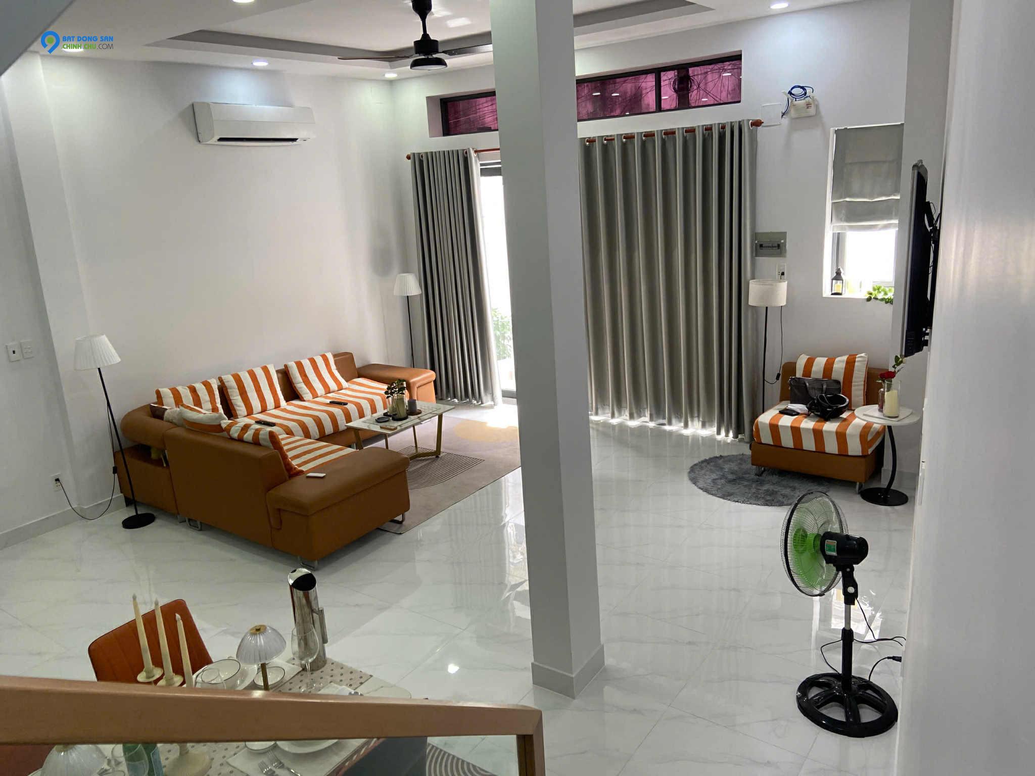 Bán nhà MT đường Tỉnh Lộ 10, DT 63m2, xây mới 1 trệt, 1 lầu.