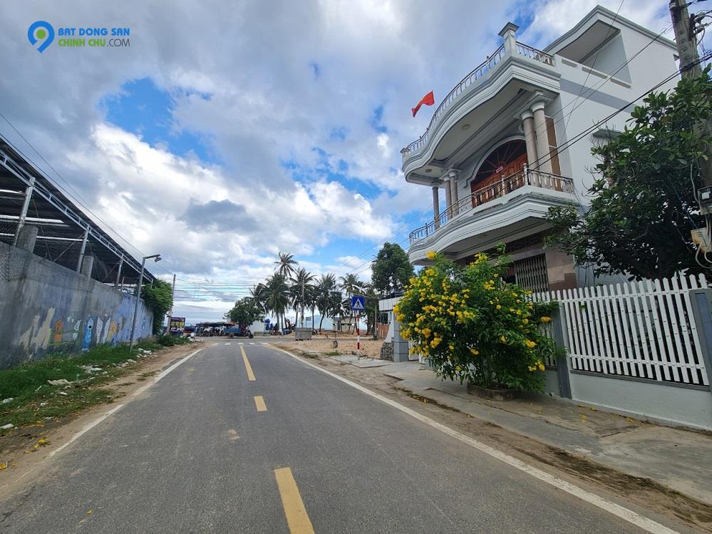 140922 Đất Tái định cư Trâu Quỳ, Gia Lâm, Hà Nội. Khu VIP. 60m2. Đường 18m. Giá đẹp. LH 0989894845.