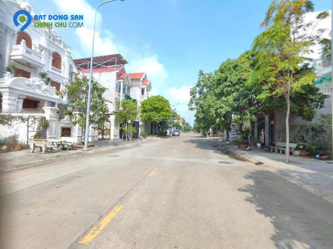BÁN KHÁCH SẠN GIÁ RẺ 250M2 (10X25) 5 TẦNG TRUNG TÂM HÀNH CHÍNH DĨ AN - TP HỒ CHÍ MINH