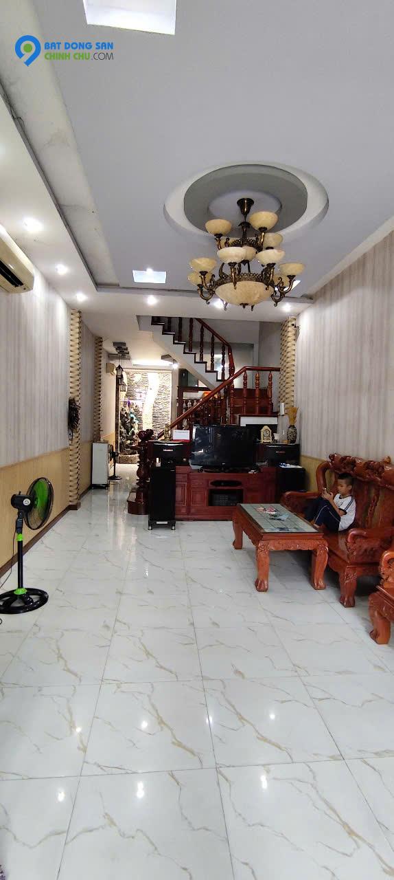 BÁN NHÀ 3 LẦU ĐẸP HẺM 1/  MÃ LÒ – NỞ HẬU, FULL NỘI THẤT GỖ CAO CẤP – GIÁ CHỈ 7.X TỶ