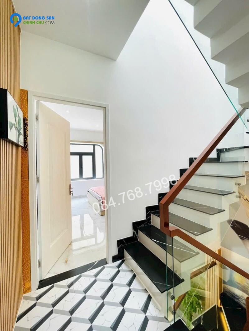 BÁN NHÀ 4 TẦNG, 5.7x8, 4 PHÒNG NGỦ, GÒ VẤP - GIÁ HỜI 6.5 TỶ - VỊ TRÍ VÀNG LÊ VĂN THỌ