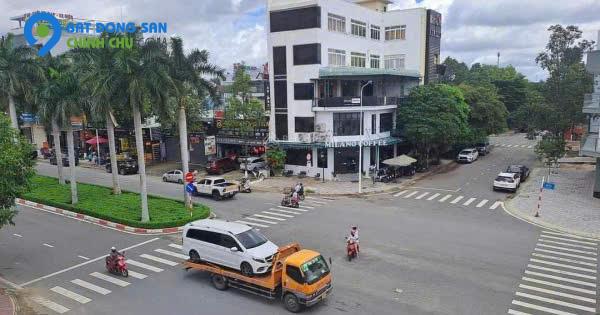 BÁN NHÀ ĐẸP GIÁ RẺ NGAY BIGC GO DĨ AN - VIEW CÔNG VIÊN PHONG THỦY.