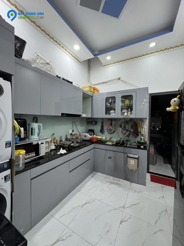 BÁN NHÀ GẦN TÊN LỬA - 2 TẦNG - 42M2 ( 3×14M) - 4 TỶ (TL)