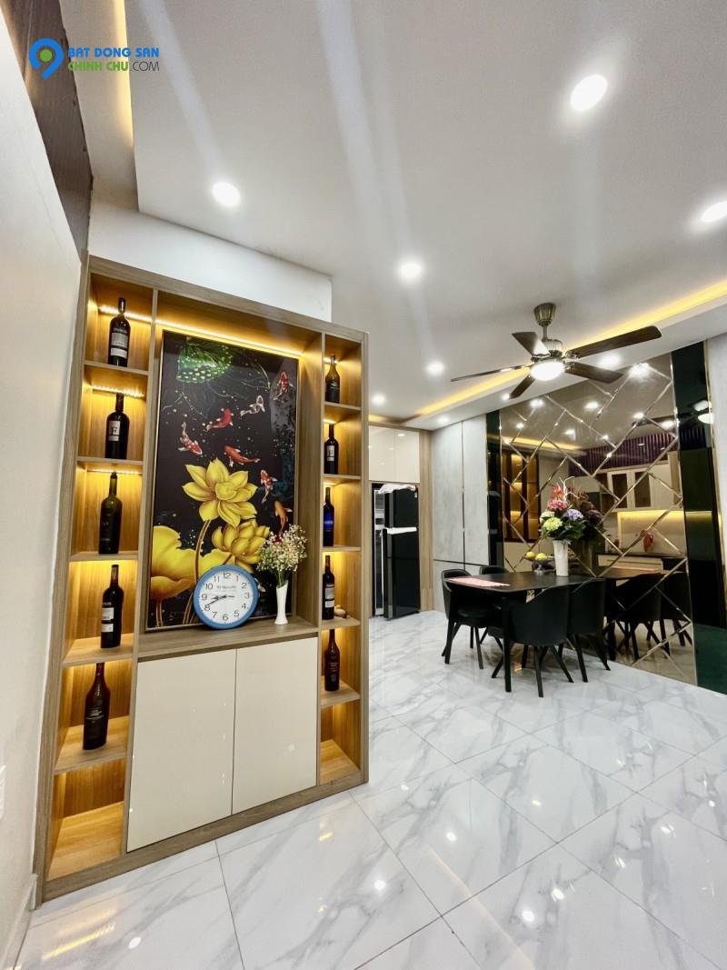 BÁN NHÀ KHU VIP PHAN XÍCH LONG- LÔ GÓC- NHÀ MỚI ĐẸP- PHONG CÁCH HIỆN ĐẠI