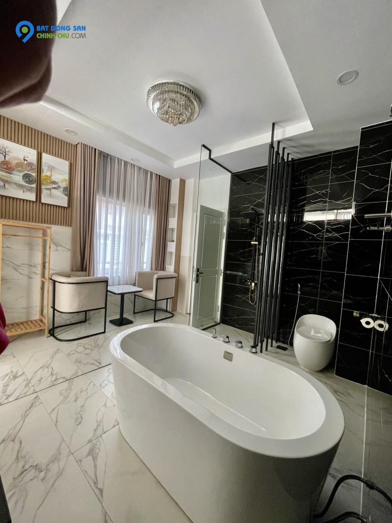 BÁN NHÀ KHU VIP PHAN XÍCH LONG- LÔ GÓC- NHÀ MỚI ĐẸP- PHONG CÁCH HIỆN ĐẠI