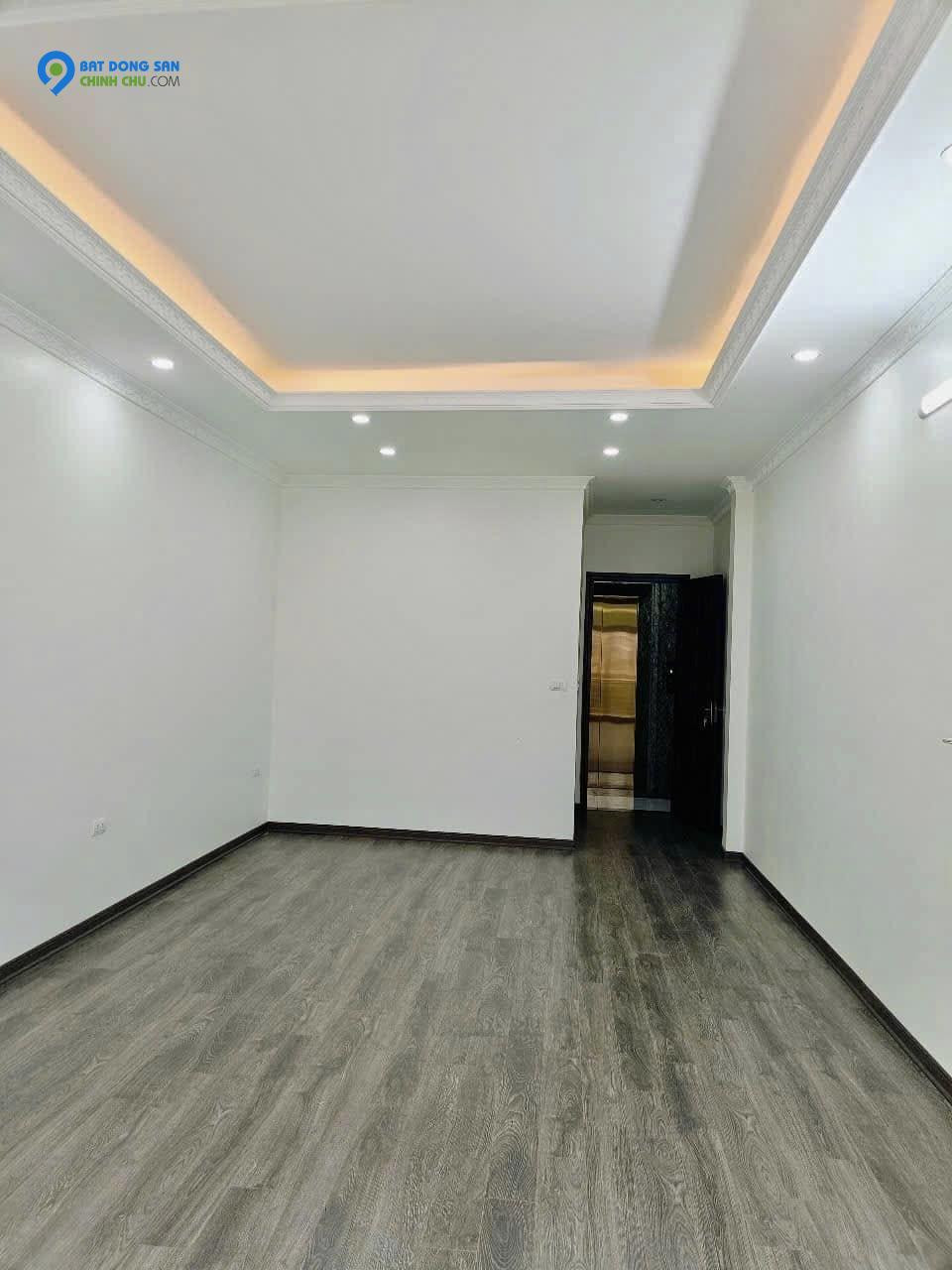 BÁN NHÀ LĨNH NAM – Ô TÔ – THANG MÁY – KINH DOANH ĐỈNH – GIÁ GIẢM SÂU CHỈ CÒN 19 TỶ (ĐÃ GIẢM 2 TỶ)