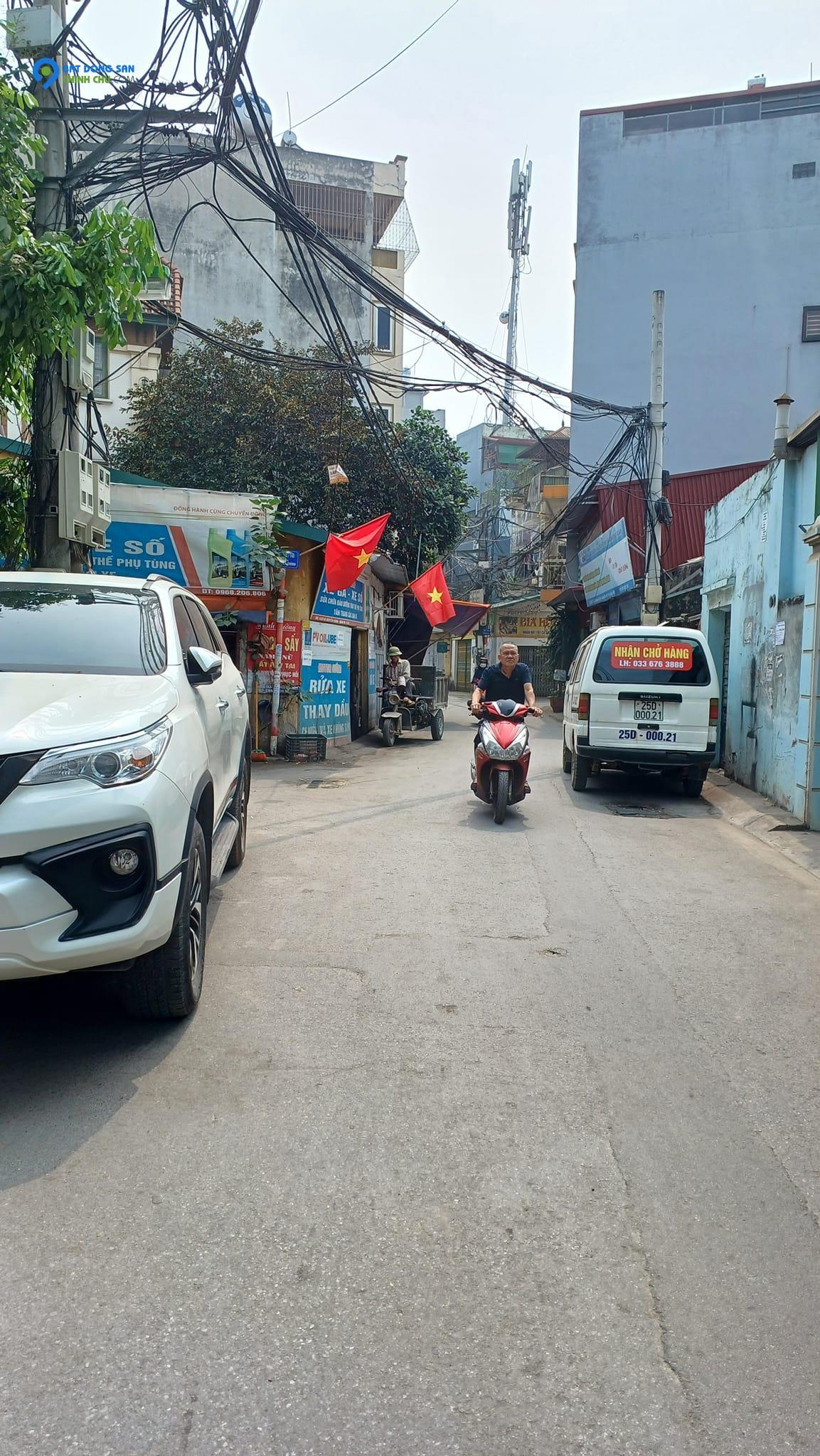 BÁN NHÀ NGUYỄN CHÍNH - TÂN MAI - HOÀNG MAI, KINH DOANH, NHÀ ĐẸP 4 TẦNG,5 NGỦ, DÒNG TIỀN 12TR/THÁNG, HƠN 3 TỶ CÓ TL