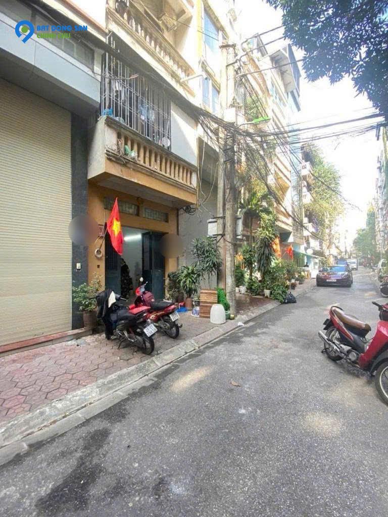 BÁN NHÀ PHÂN LÔ MẠC THÁI TỔ - Ô TÔ TRÁNH - KD VĂN PHÒNG ĐỈNH.