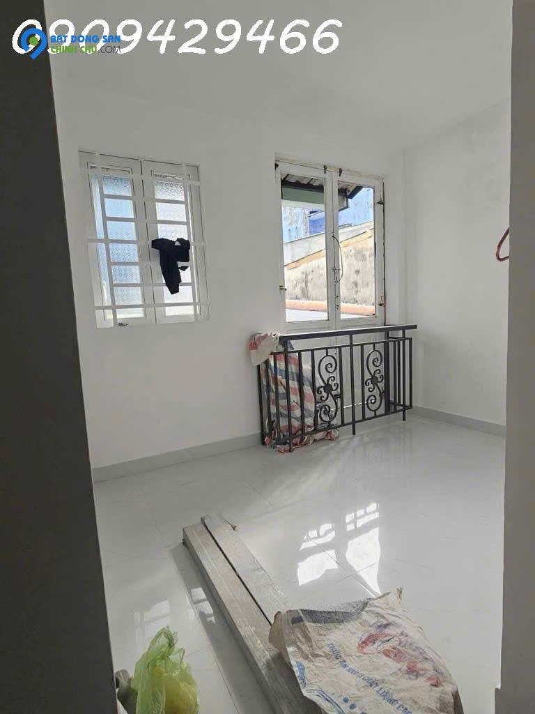 BÁN NHÀ QUẬN 7 - GẦN HUỲNH TẤN PHÁT- HẺM 4M XE HƠI ĐỖ CỬA  -   NHÀ 4 TẦNG-6 PHÒNG NGỦ -  DÒNG TIỀN 16 TRIỆU/ THÂNG.