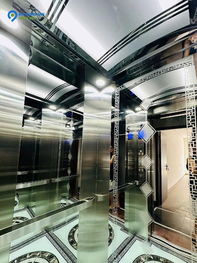 BÁN NHÀ THẠCH BÀN LONG BIÊN – 39M – 6 TẦNG – THANG MÁY – GARA Ô TÔ – 12,2 TỶ – NHÀ ĐẸP Ở NGAY