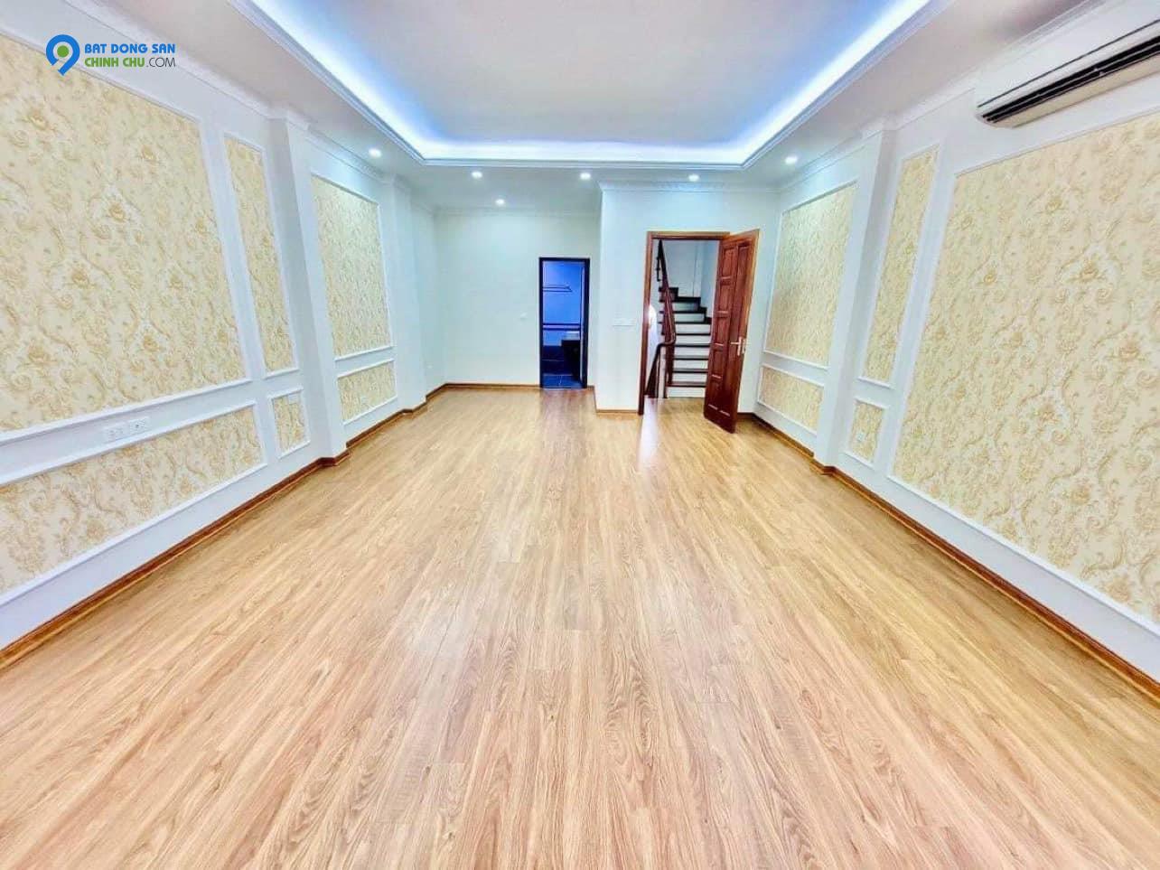 BÁN NHÀ TRUNG TÂM QUẬN CẦU GIẤY 55M2 X 7 TẦNG, Ô TÔ TRÁNH, KINH DOANH