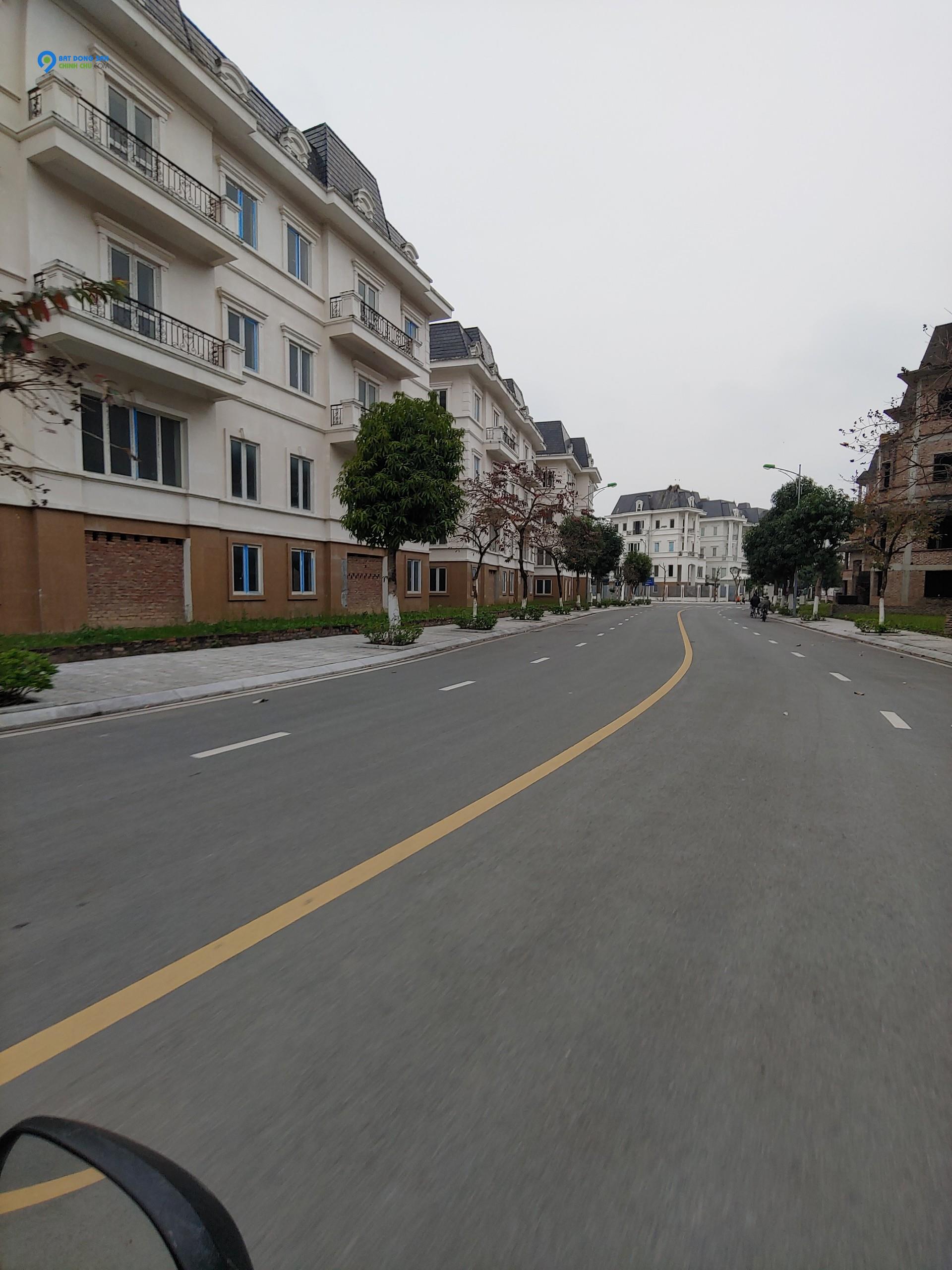 BÁN BIỆT THỰ SHOPHOUSE NV3 con đường 31M trên KĐT LIDECO