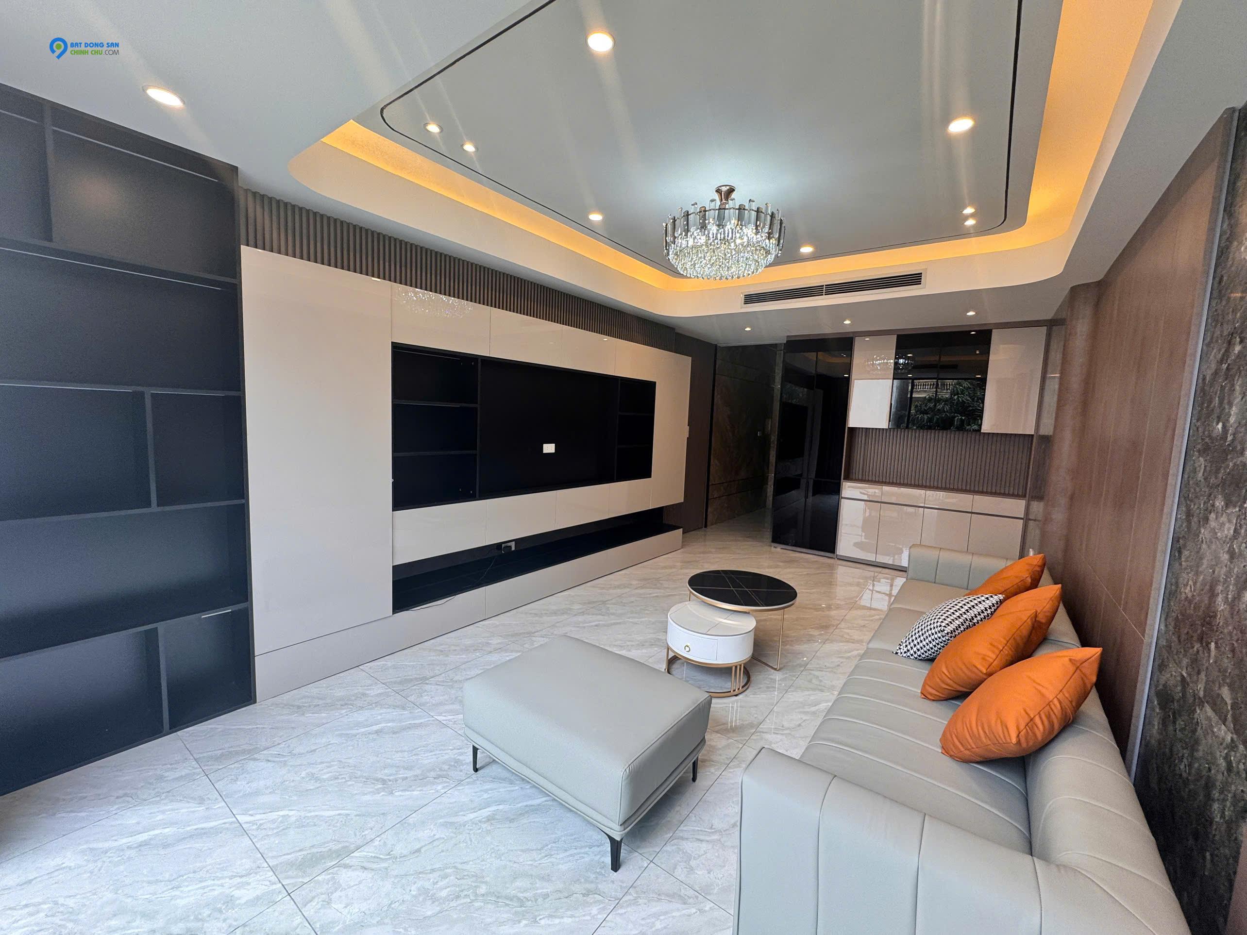 BỒ ĐỀ THANG MÁY - Ô TÔ - NHÀ MỚI FULL NỘI THẤT 64M x 5 TẦNG