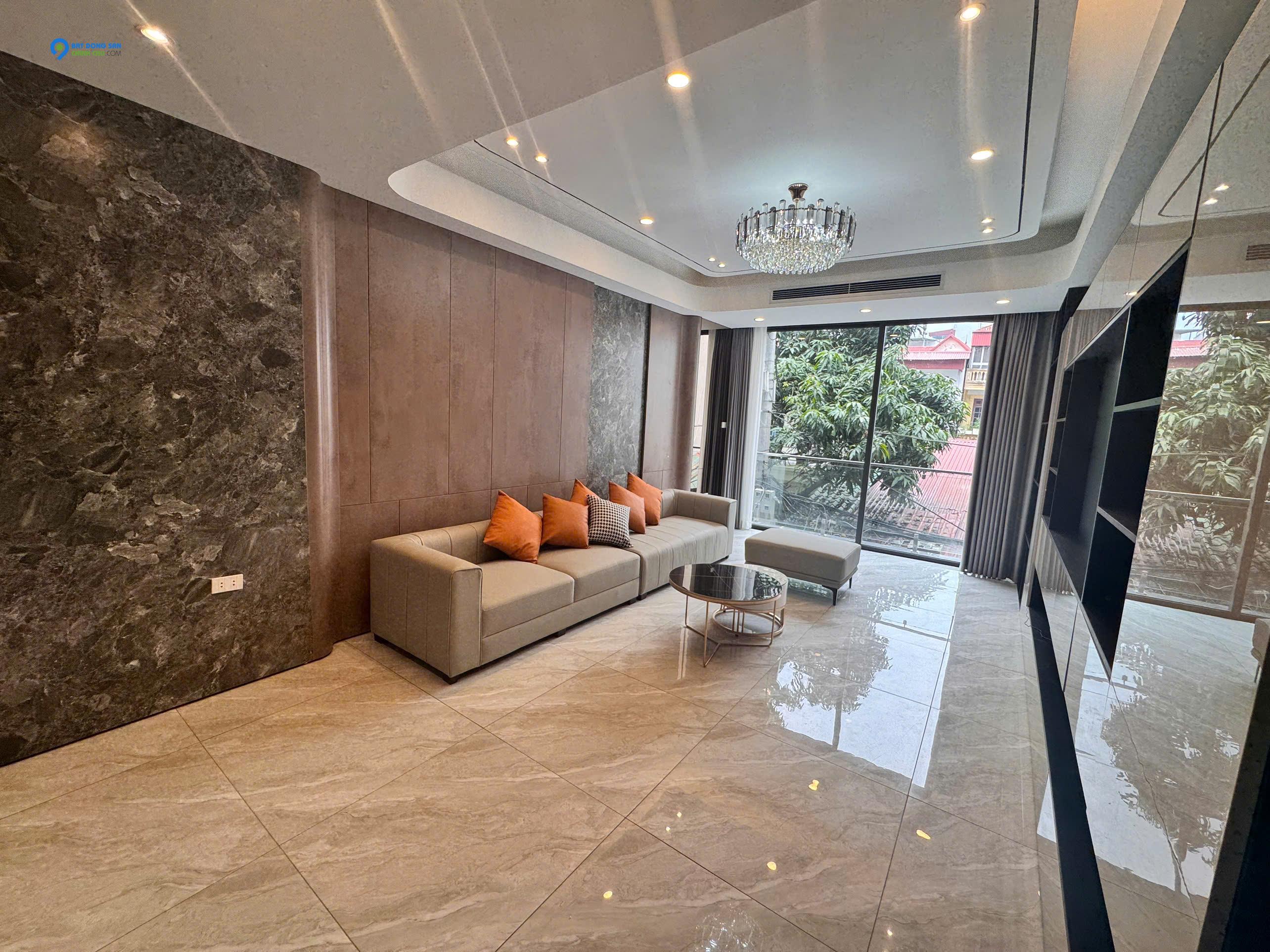BỒ ĐỀ THANG MÁY - Ô TÔ - NHÀ MỚI FULL NỘI THẤT 64M x 5 TẦNG