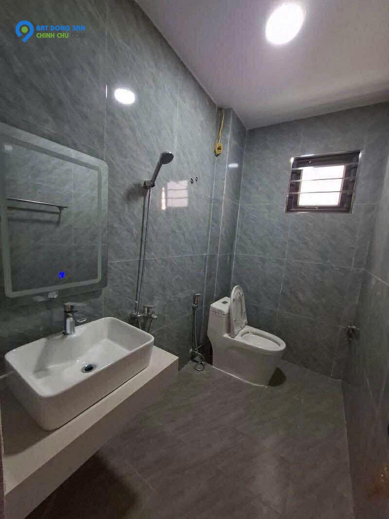 Bán Căn Nhà Lĩnh Nam 32m 5 Tầng 4 Phòng Ngõ Thông Ô Tô Vào Nhà Sổ Đỏ