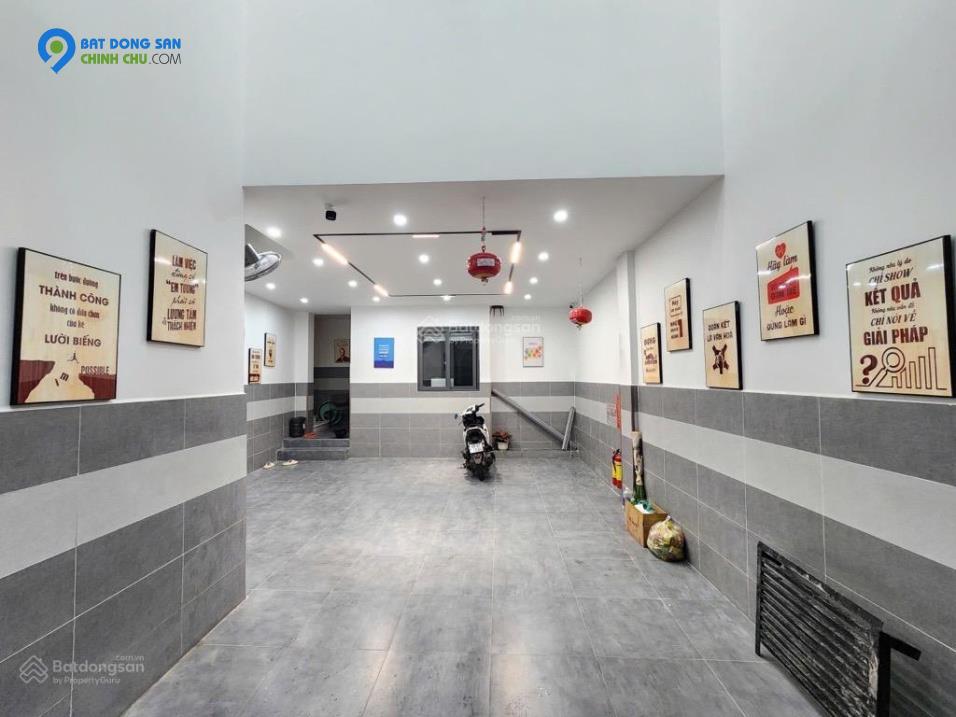 Bán Nhà CHDV trung tâm Q10, dòng tiền 120tr/th, nở hậu, sát mặt tiền, nhỉnh 17tỷ