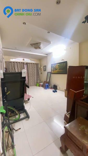 Bán Nhà Diện Tích 105m2 Nguyễn Văn Khối - P.8 - Gò Vấp - Sát Cạnh Làng Hoa - Sát Mặt Tiền
