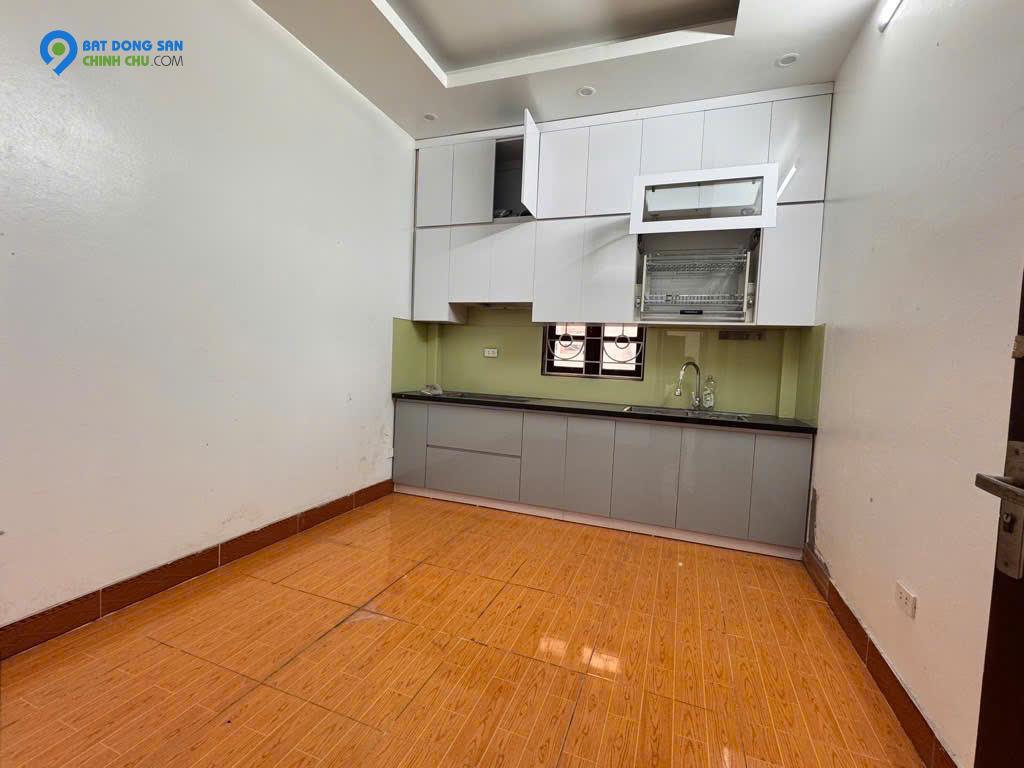 Bán Nhà Phân Lô Tô Hiệu, Hà Đông – 44m² x 5 Tầng, Ô Tô Tránh – Sổ Đỏ Riêng