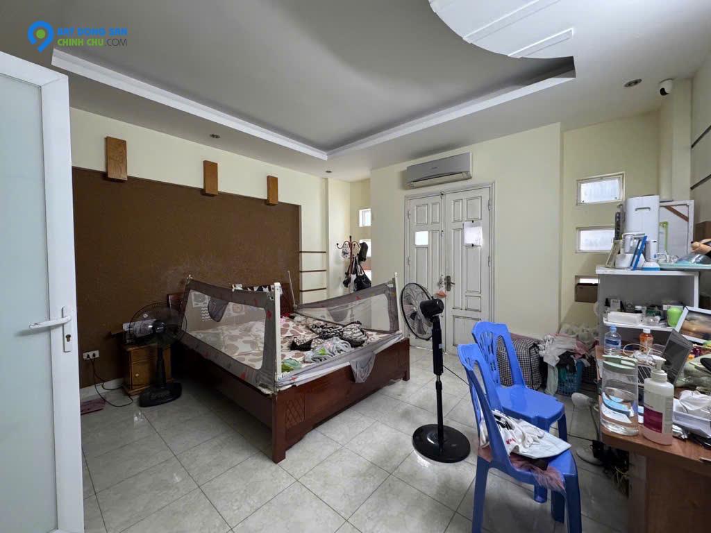 Bán Nhà Quan Nhân 35m² x 5 tầng 6.28 tỷ nhà dân xây chắc chắn, ở cực thích