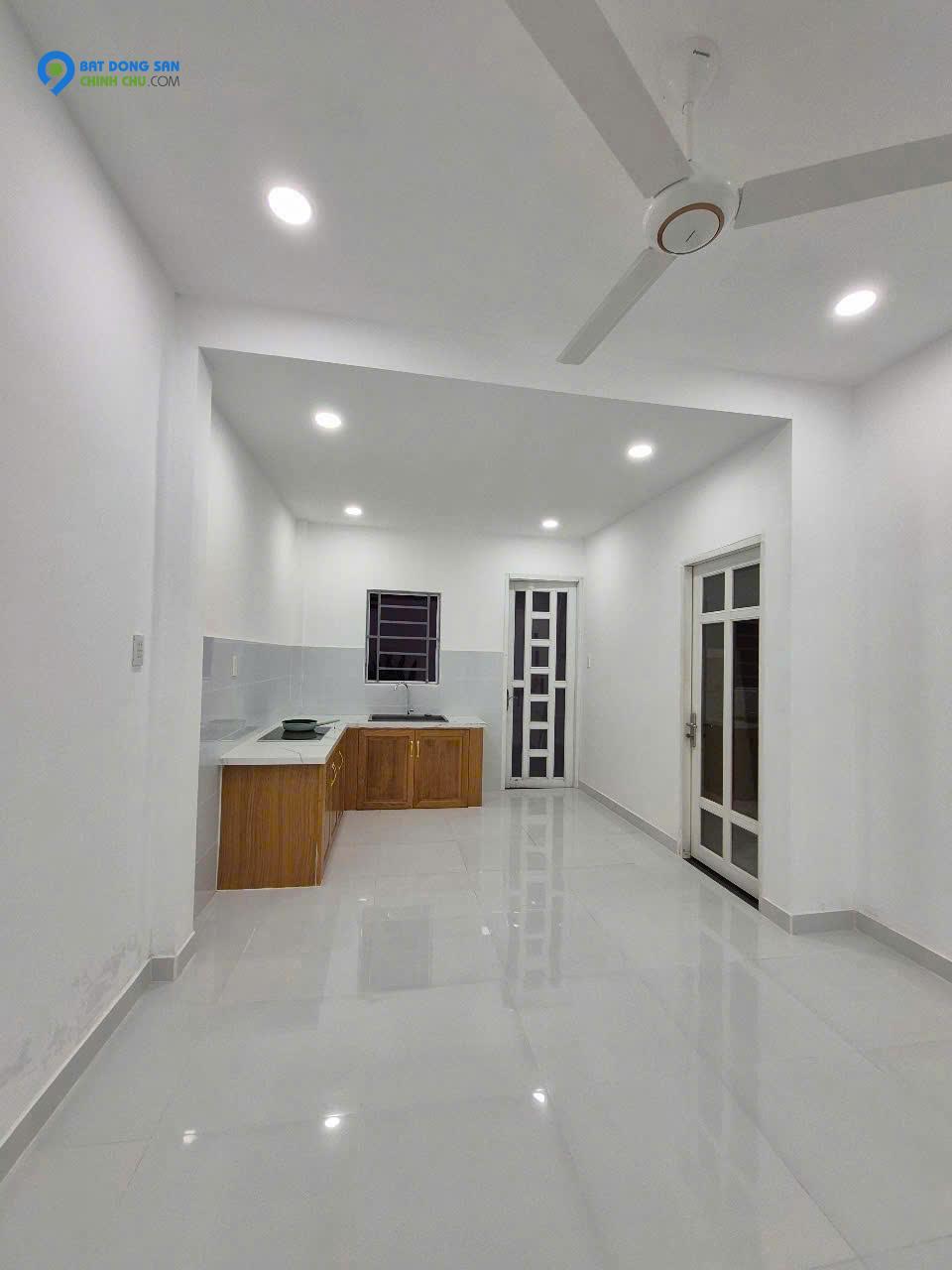 Bán Nhà Vườn Nghĩ Dưỡng 220m2 Đường Xe Tải Phạm Thị Giây Hóc Môn