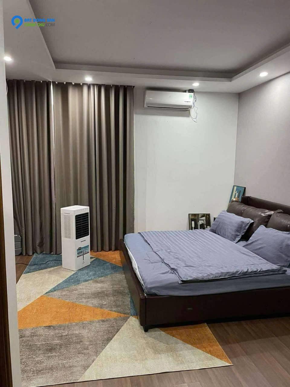 Bán Phân Lô Cầu Giấy (Hoàng Quốc Việt) 6 tầng 3m2, Mặt Tiền 8 mét giá nhỉnh 12 tỷ