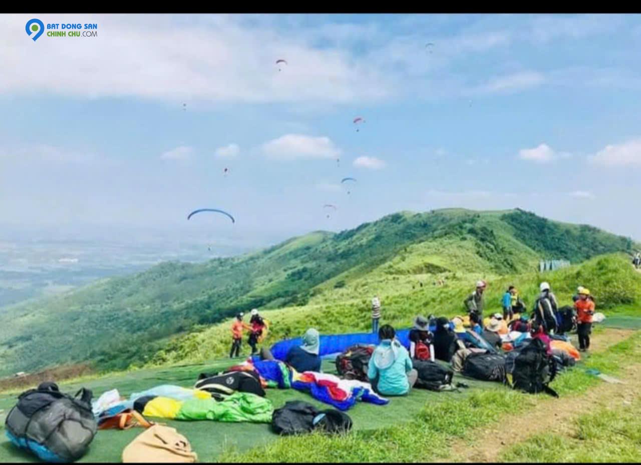 Bán đất khu vực Đồi Bù, Núi Bé, Chương Mỹ, Hà Nội. Dt 1700m có 300 ont, giá 7,5 tỷ.