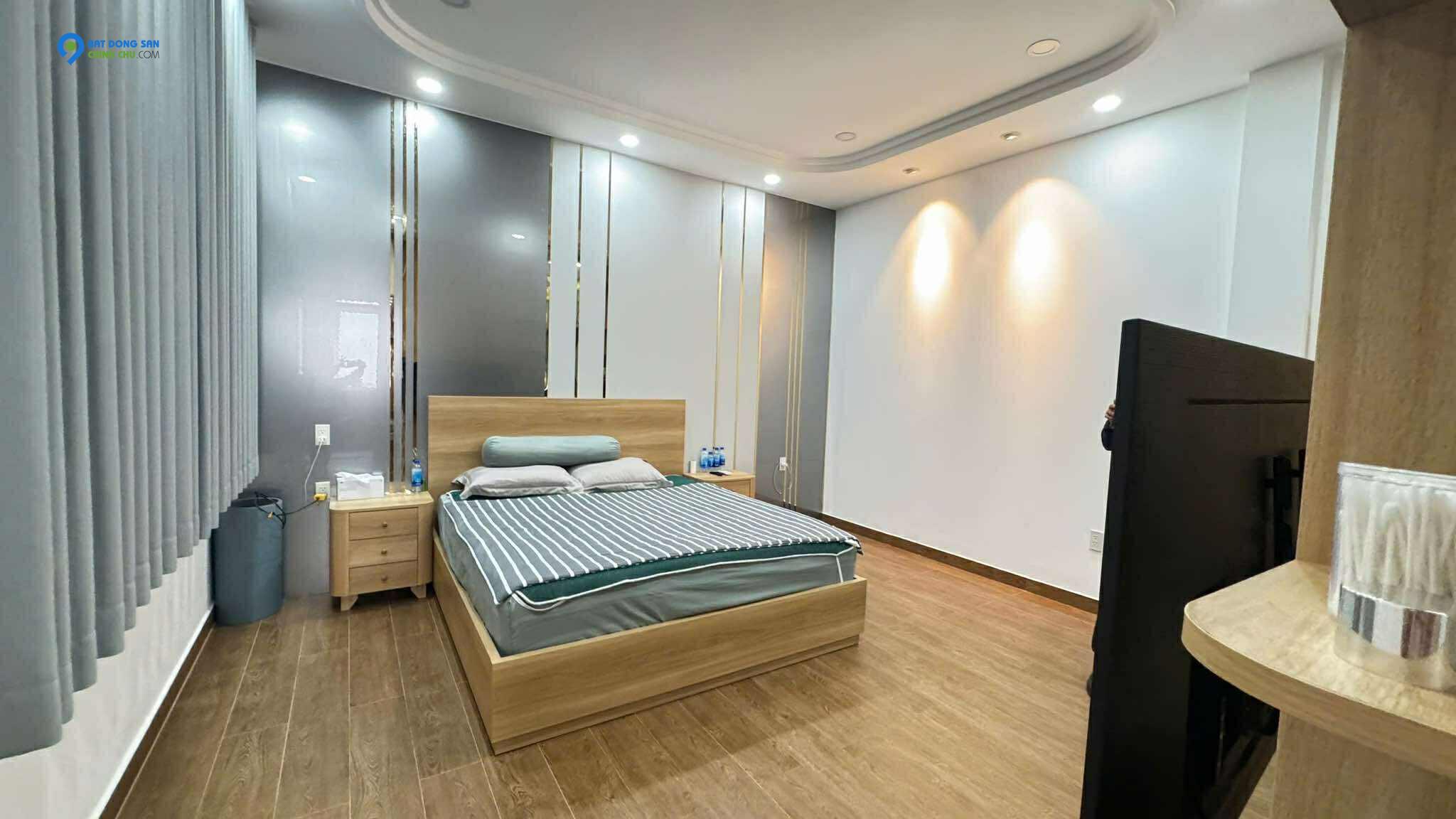 Bán gấp Biệt thư khu dân cư Him Lam Q7