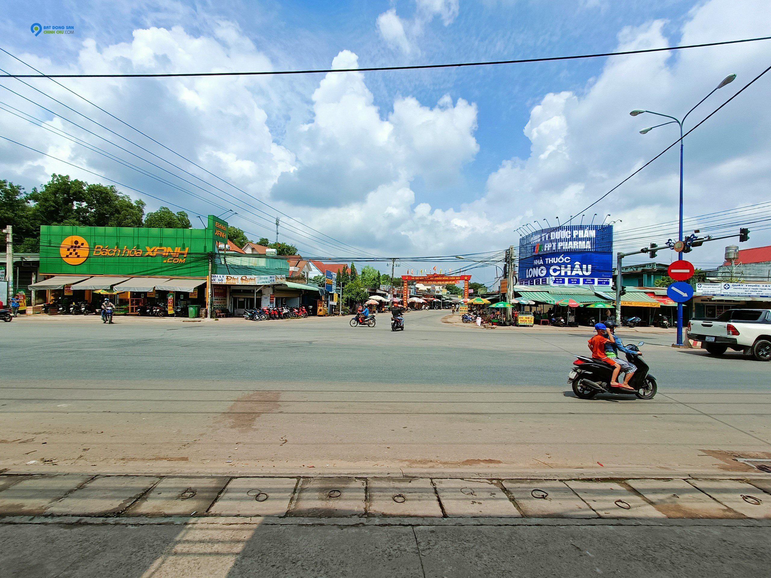 Bán gấp vài lô đất dân giá rẻ đối diện chợ ngay trung tâm hành chính Bàu Bàng Bình Dương.