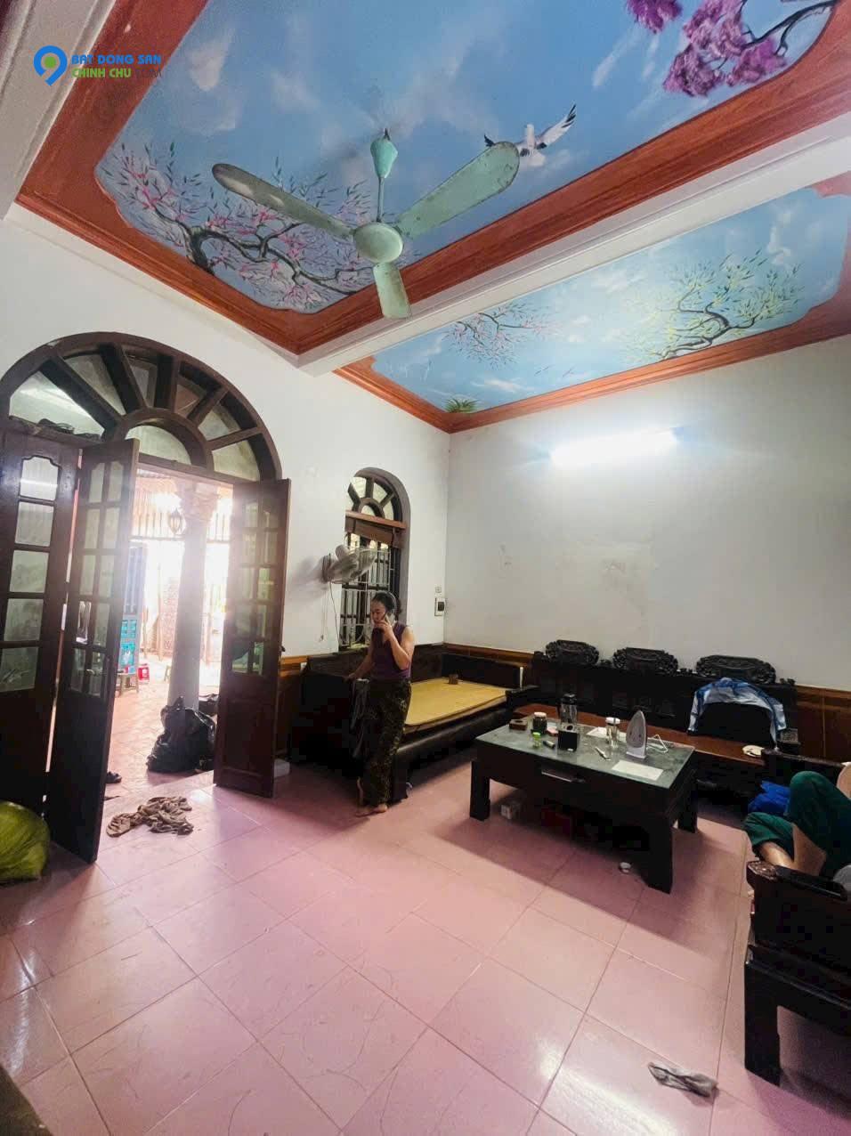 Bán nhà 2 tầng Hương - Mạc - Từ Sơn quanh 2 tỷ ô tô vào nhà