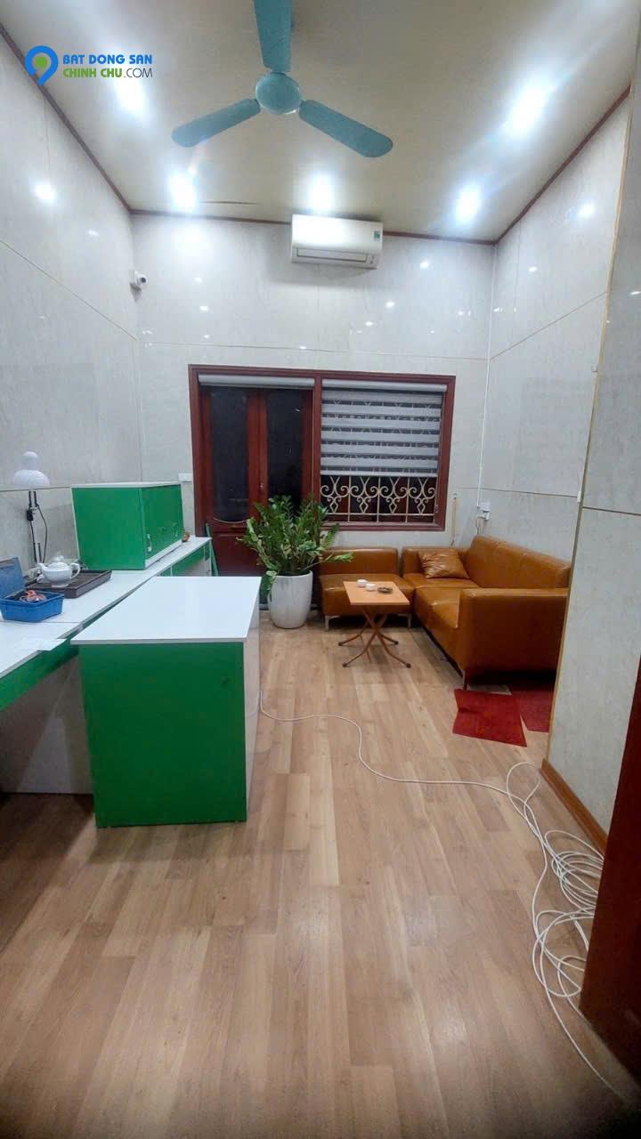 Bán nhà 5 tầng, DT 60m² ngõ rộng đường Hồ Tùng Mậu, ô tô đỗ cửa, 3 mặt thoáng, giá 10.5 tỷ