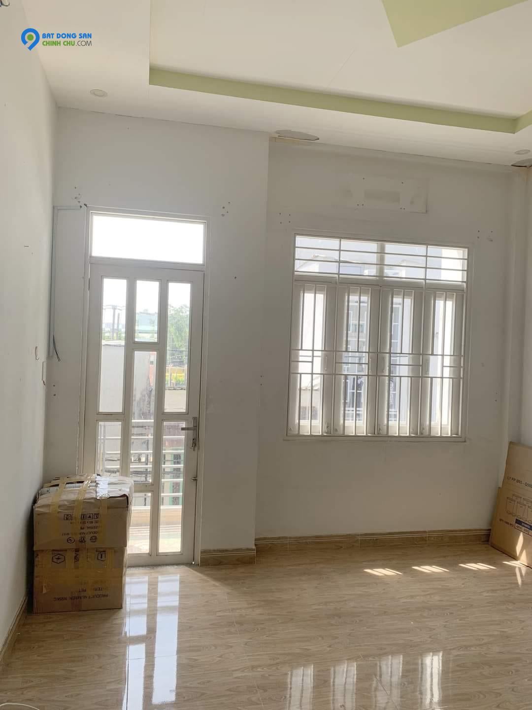 Bán nhà Bình Trị Đông sát Tân Phú, 70m2, 3 lầu, BTCT chắc chắn, vào ở ngay, giá thương lượng.