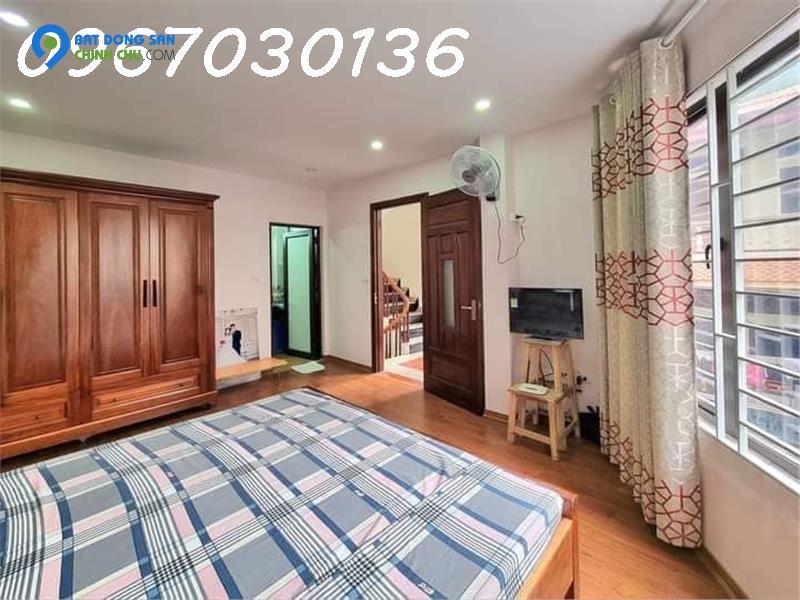 Bán nhà Bùi Xương Trạch – Khương Đình – Thanh Xuân 35m x 5T (Lô góc) Giá 5.05 tỷ. LH: 0967030136