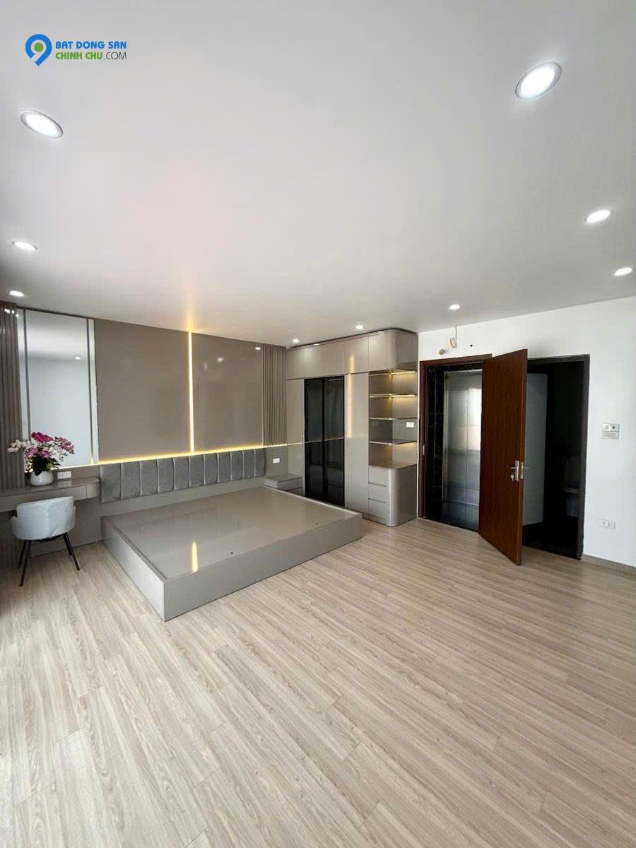 Bán nhà Đàm Quang Trung 40m 6 tầng MT4.9m thang máy, lô góc hơn 9 tỷ