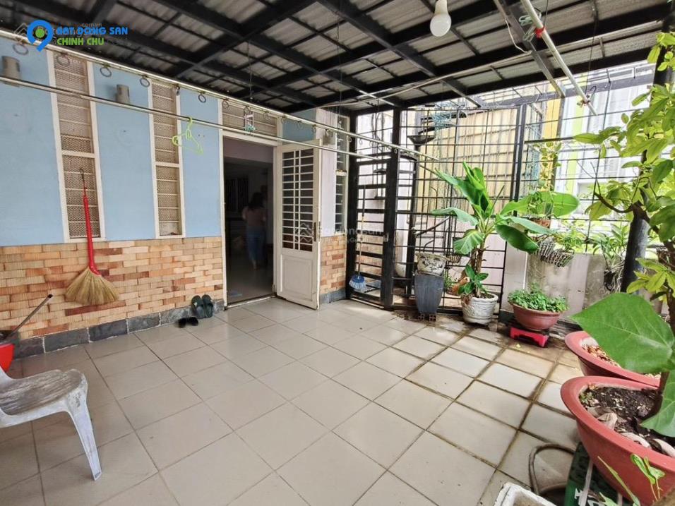 Bán nhà HXH đường Lê Quang Định Phường 7 - Bình Thạnh xây 4 tầng - sân để 2 ô tô