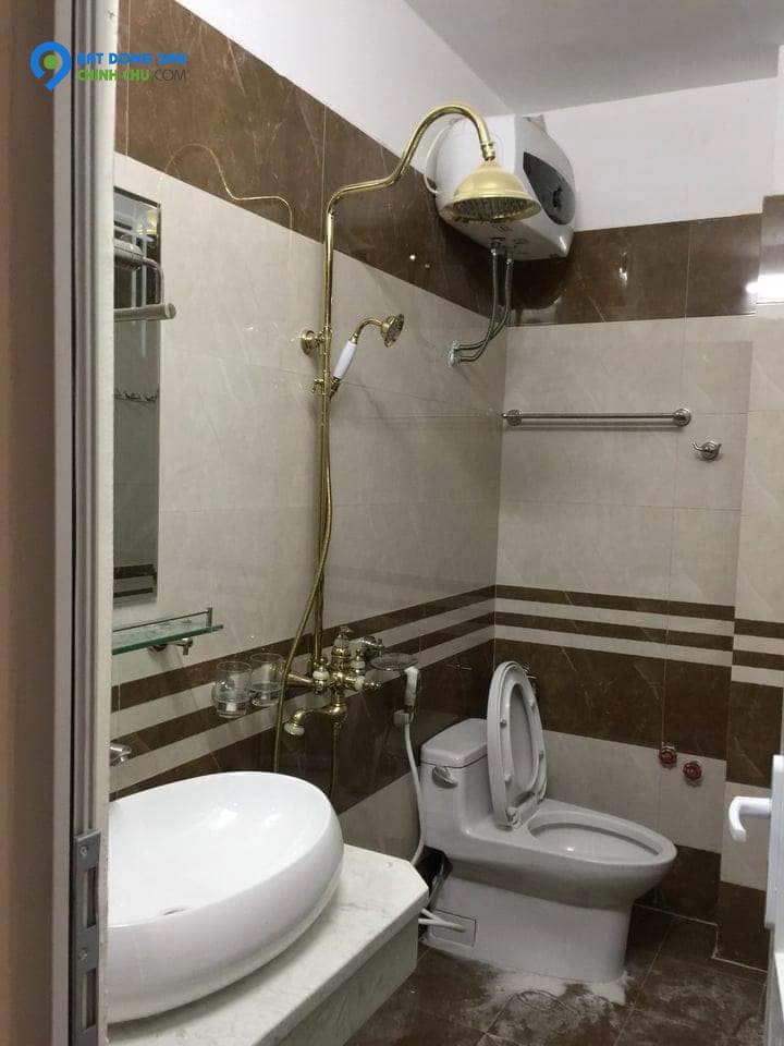 Bán nhà Lê Hồng Phogn , Hà Đông 45m xây 4 tầng , oto tránh Giá nhỉnh 10 tỷ