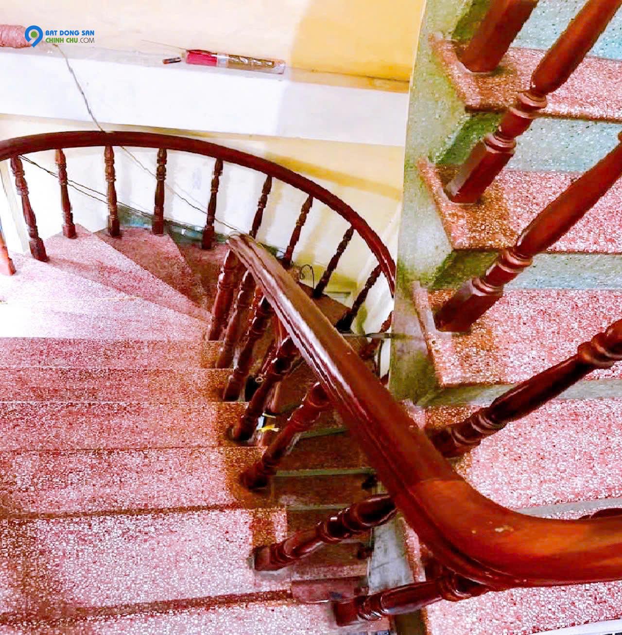 Bán nhà QUẬN 10, hẻm xe hơi Cách Mạng Tháng Tám, 4x9.6m, Giá 9.3 tỷ