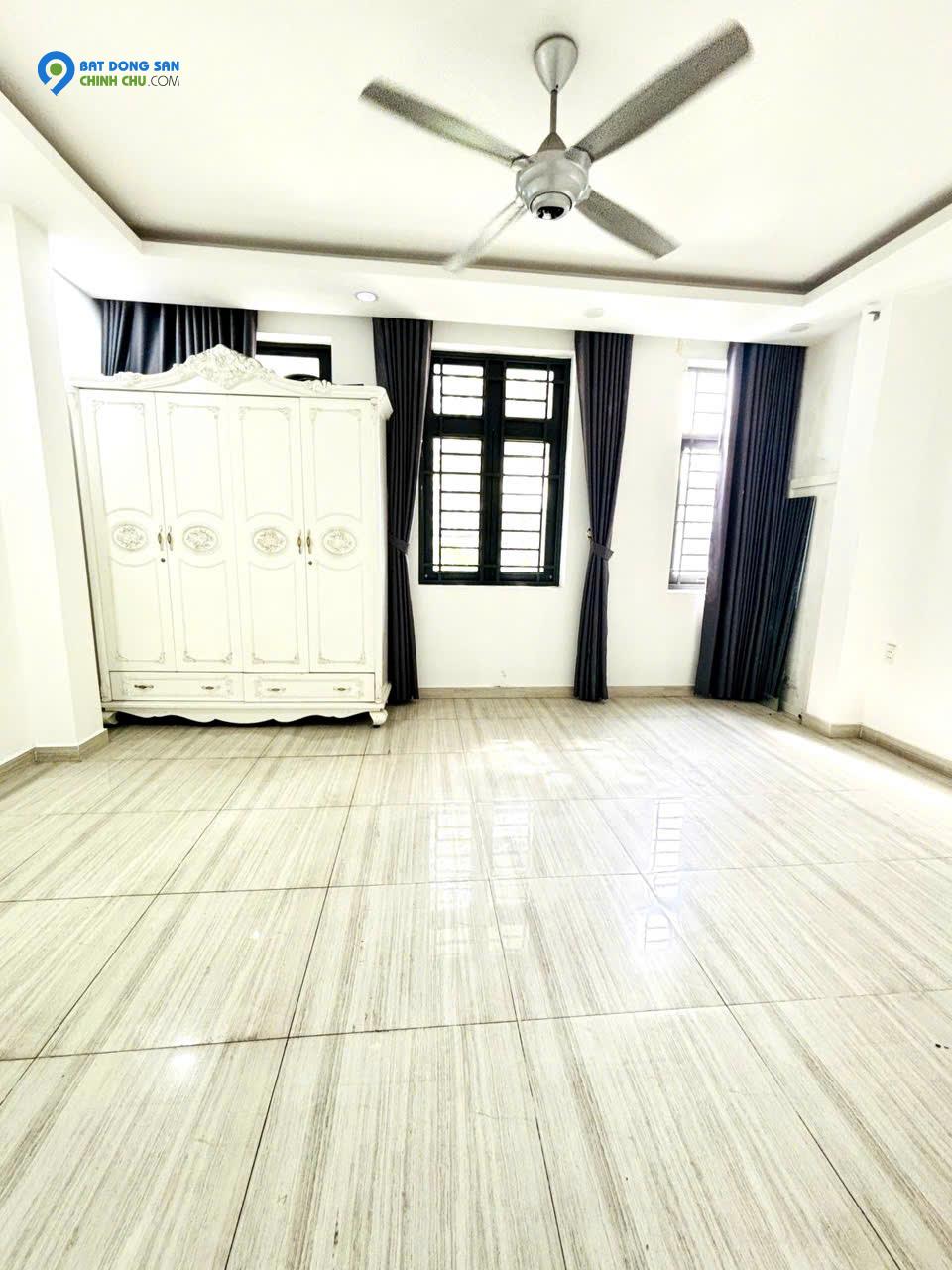 Bán nhà Tân Sơn Nhì - Quận Tân Phú chỉ 9 Tỷ - Hẻm xe hơi 8m - 6 Tầng.