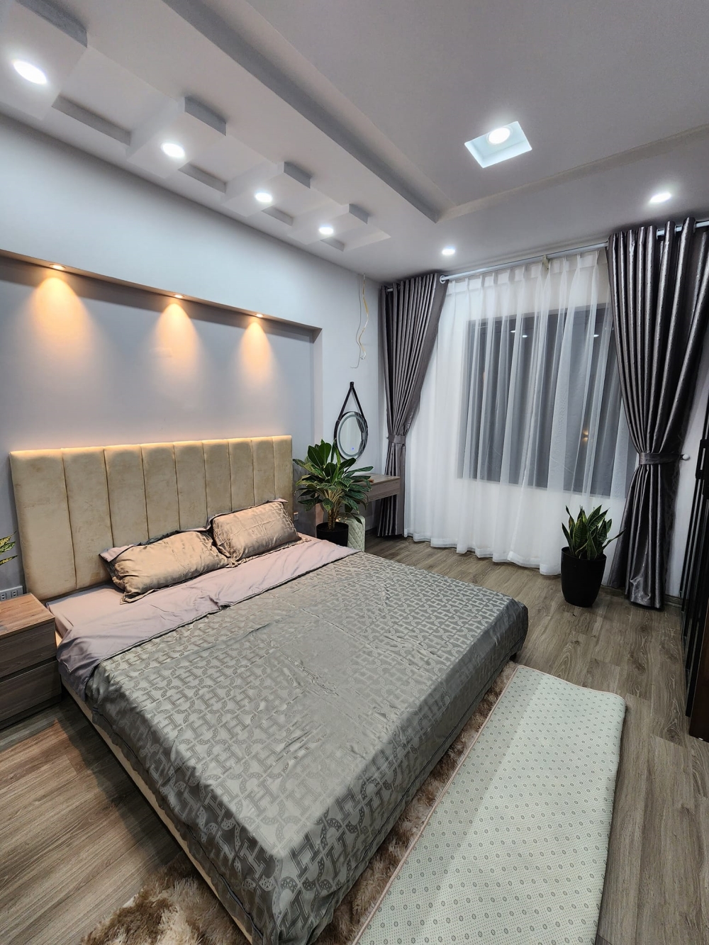 Bán nhà Thanh Xuân phố Cự Lộc 35m 5 tầng gần Royal City TT Ngã Tư Sở NHÀ ĐẸP Ở NGAY nhỉnh 4 tỷ Lh 0975124520