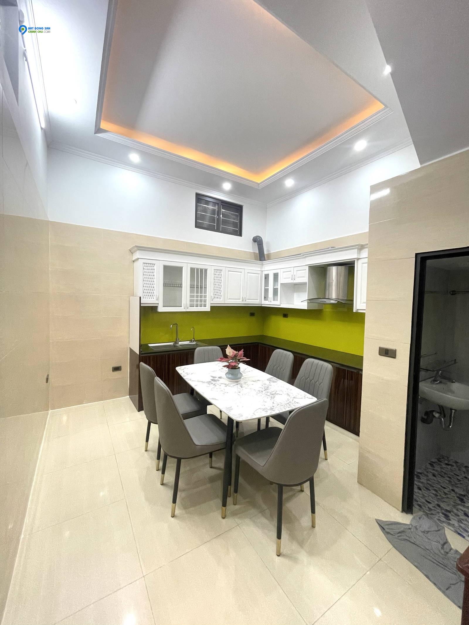 Bán nhà Trung tâm Thanh Xuân, 50m2, 5 tầng, Giá 7.9 tỷ