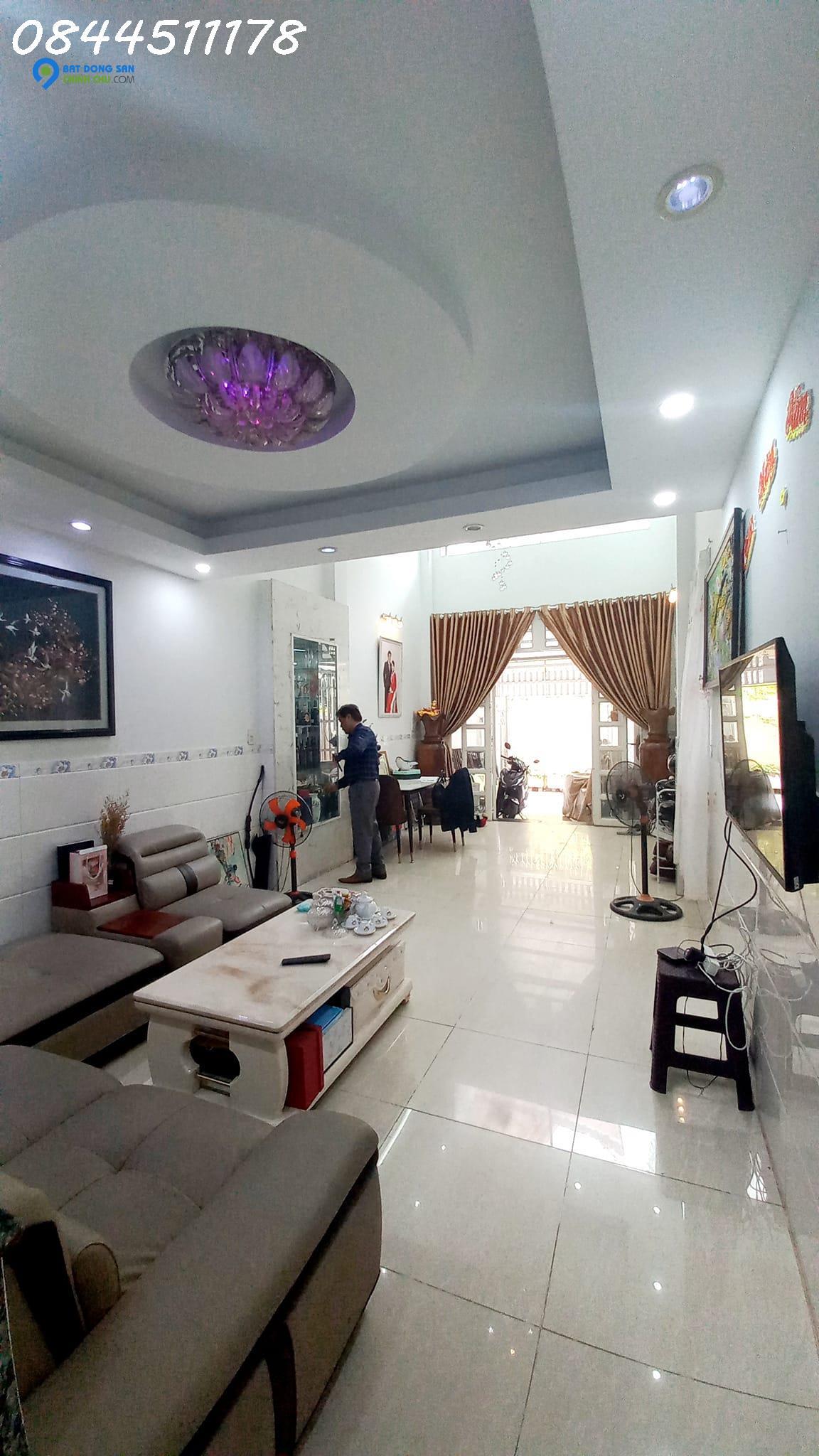 Bán nhà, Vip Kiều Đàm, 3 tầng đúc, 80m2, HXH thông, nhỉnh nhẹ 7 tỷ