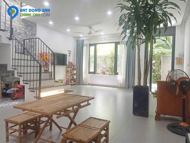 Bán nhà cách mặt tiền vườn lài 30m2, phường an phú đông, q12, nhà thông thoáng sạch sẽ, sổ vuông, DT:57m2, giá  5 tỷ.