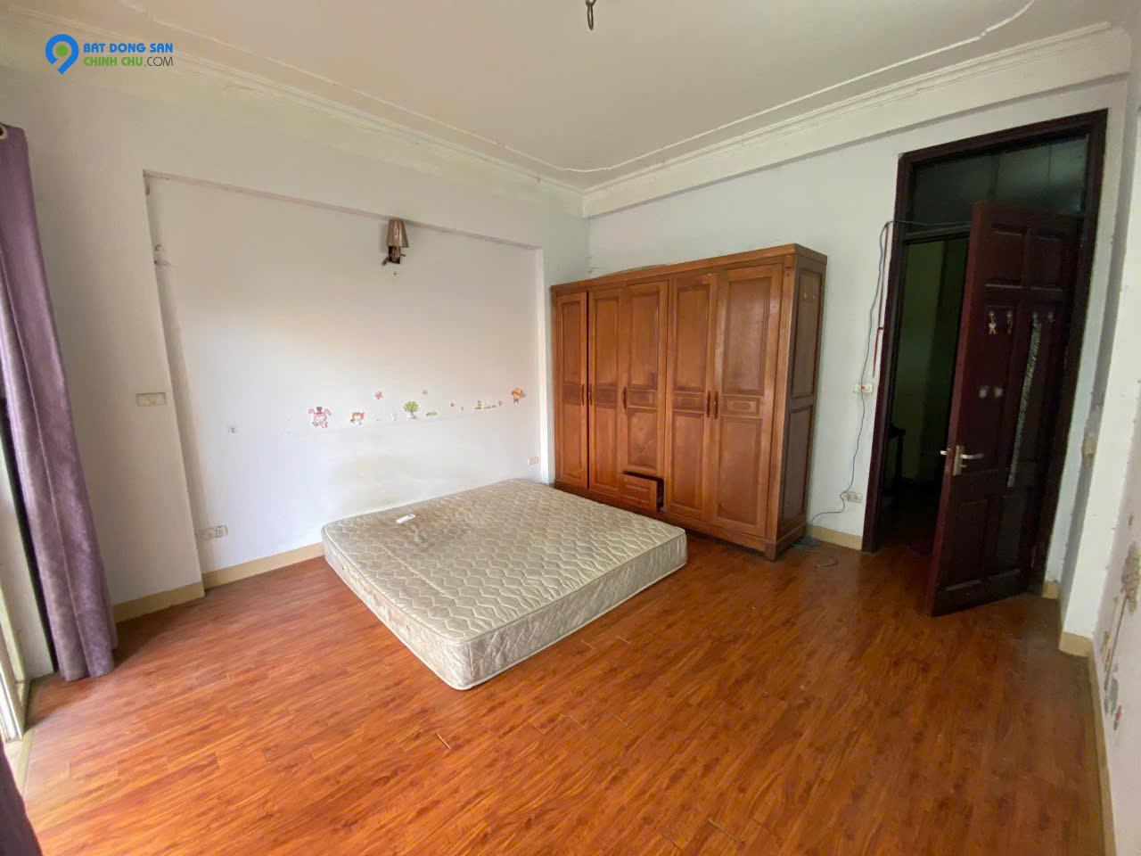 Bán nhà dân phố Triều Khúc, HN. DT 62m2, 4 tầng, giá 13.3 tỷ. LH: 0568433999