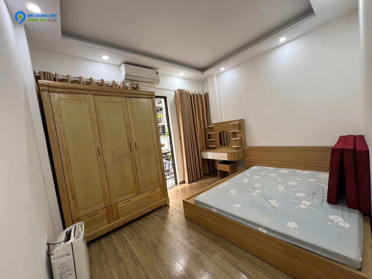 Bán nhà đẹp Xuân Phương, Nam Từ Liêm, oto 100m, full nội thất, chỉ hơn 5 tỷ.