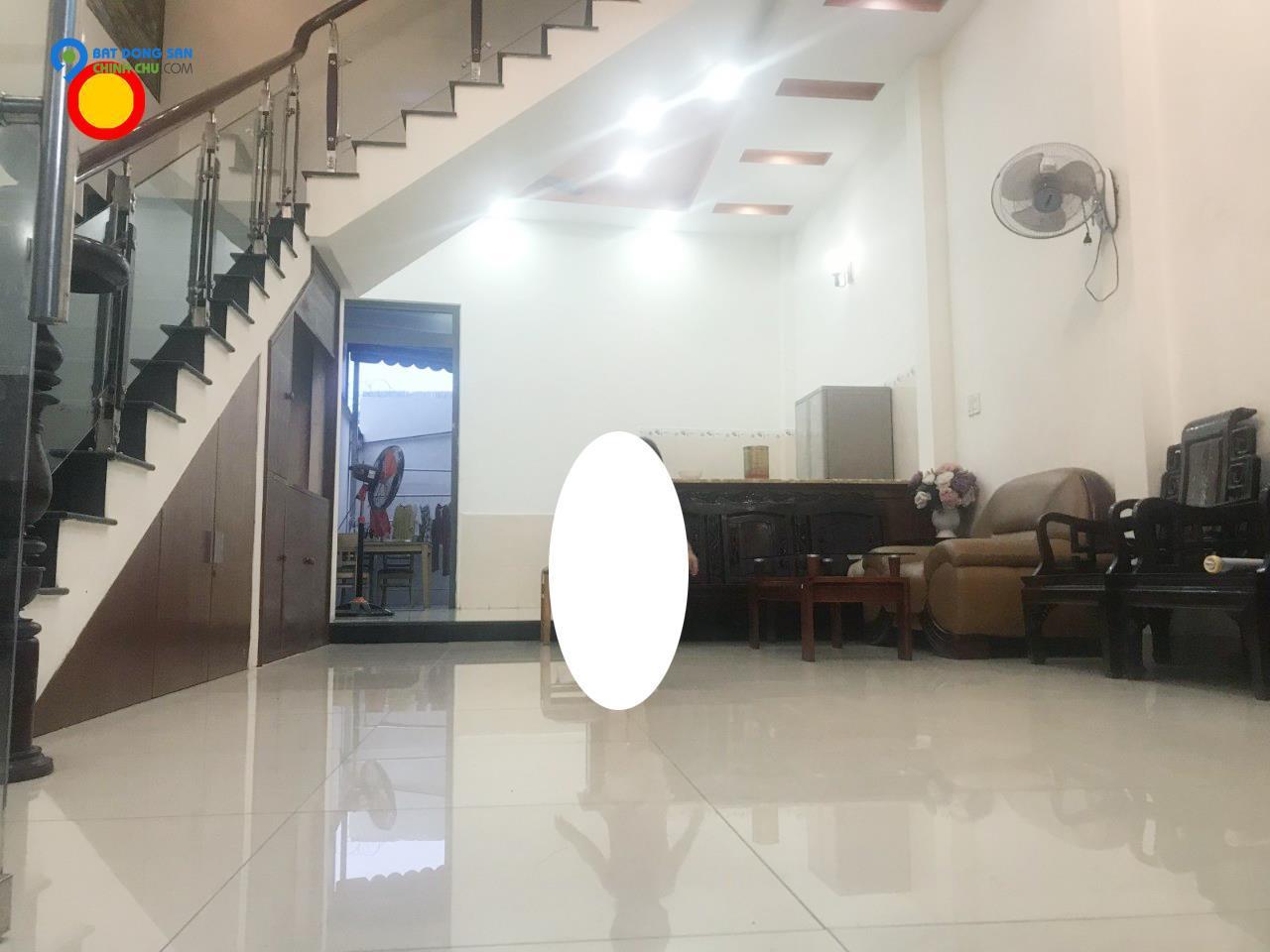 Bán nhà đường Linh Đông, Thủ Đức, DT: 105m2, 3 tầng, 4PN, xe hơi ngủ trong nhà, giá 6.X Tỷ.