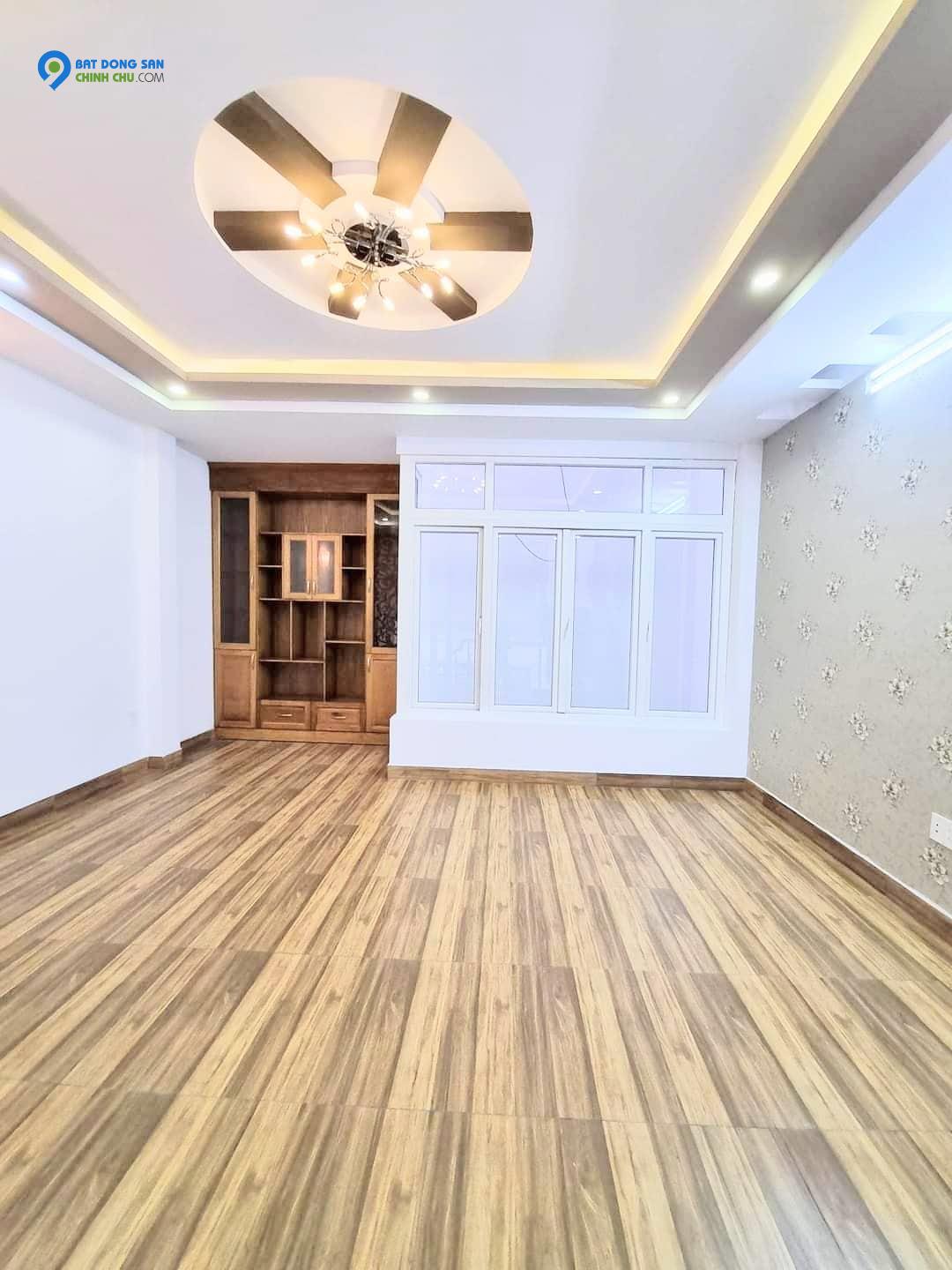 Bán nhà hẻm ô tô, Cống Lỡ - Tân Bình, 69m2, 5 tầng, giá 10.9 tỷ!