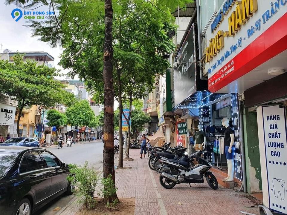 Bán nhà mặt phố Ngọc Lâm 68m2, 5 tầng, kinh doanh đỉnh, giá cực hiếm